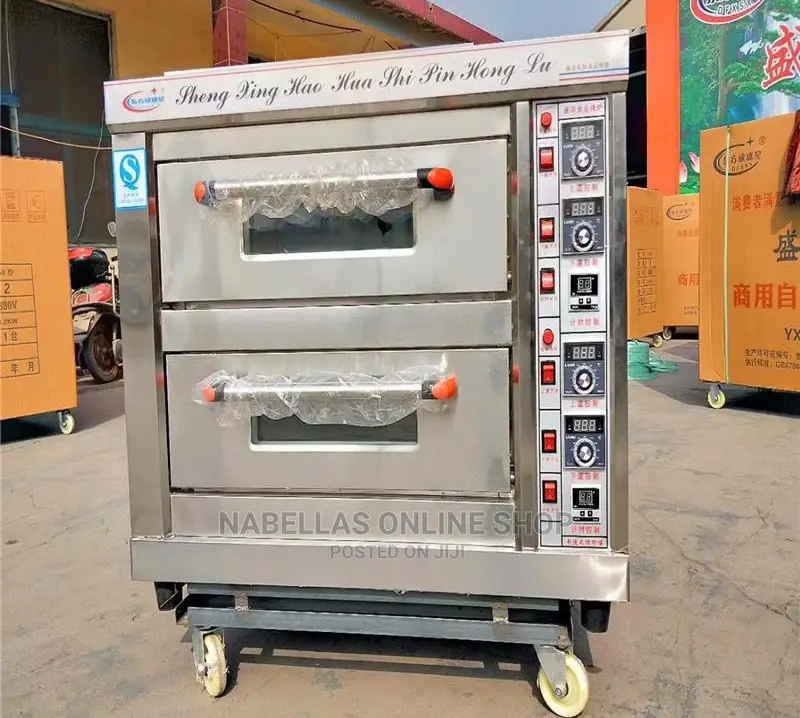 Original Double Commercial Oven With 4 Trays in Central Division