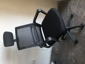 Mesh Back Office Chair With Headrest