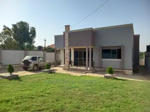 Furnished 4bdrm House in Kira for Sale