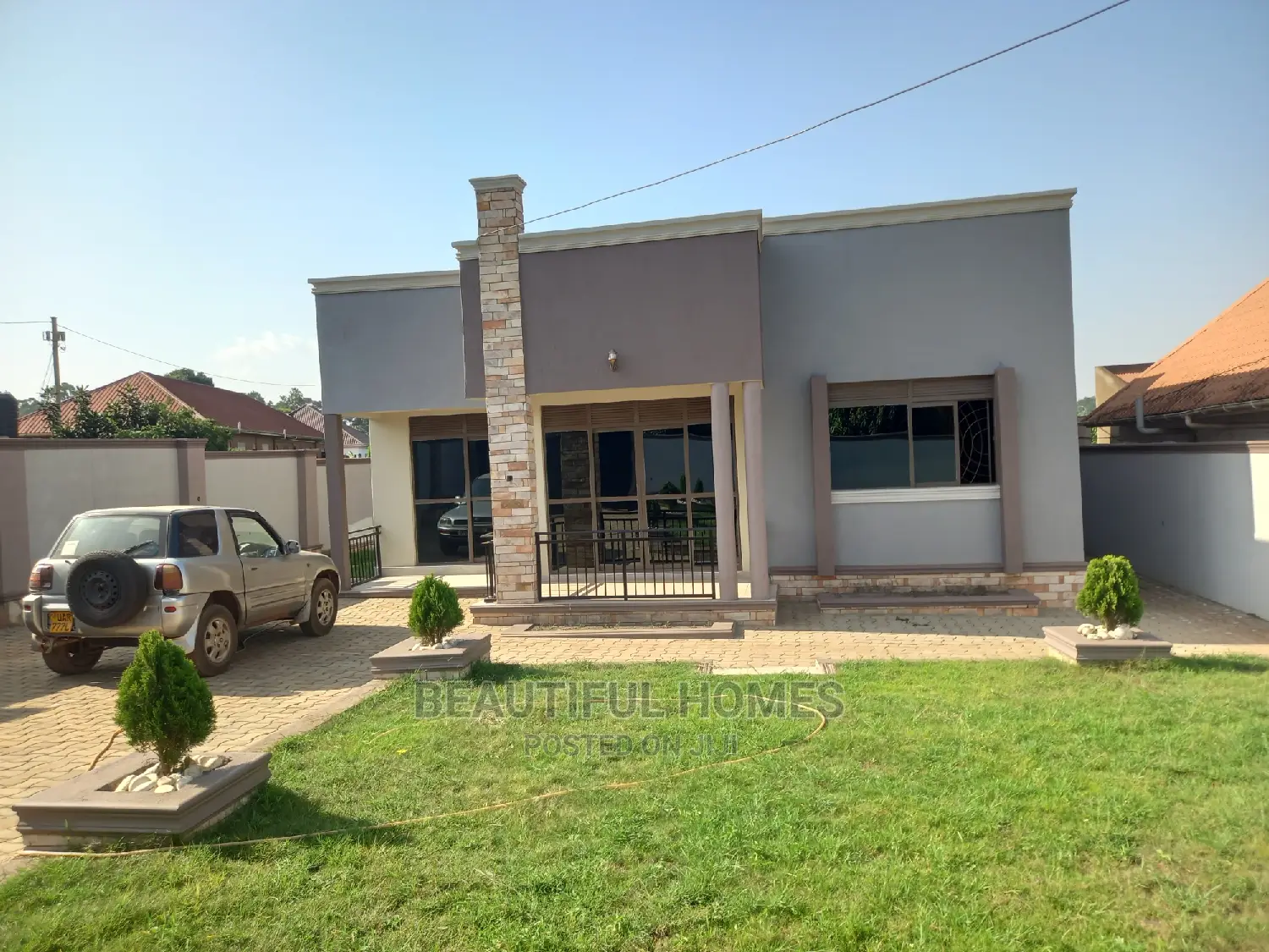Furnished 4bdrm House in Kira for Sale