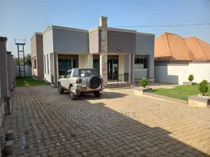 Furnished 4bdrm Bungalow in Kira for Sale