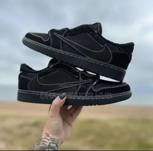 Travis Scott X Air Jordan 1 Low Phantom Black