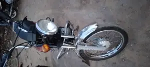 Bajaj Boxer 2017 Brown