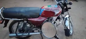 Bajaj Boxer 2017 Brown