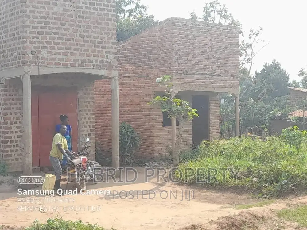 8acres of Land for Sale at Namayumba Budaali~Hoima Road.