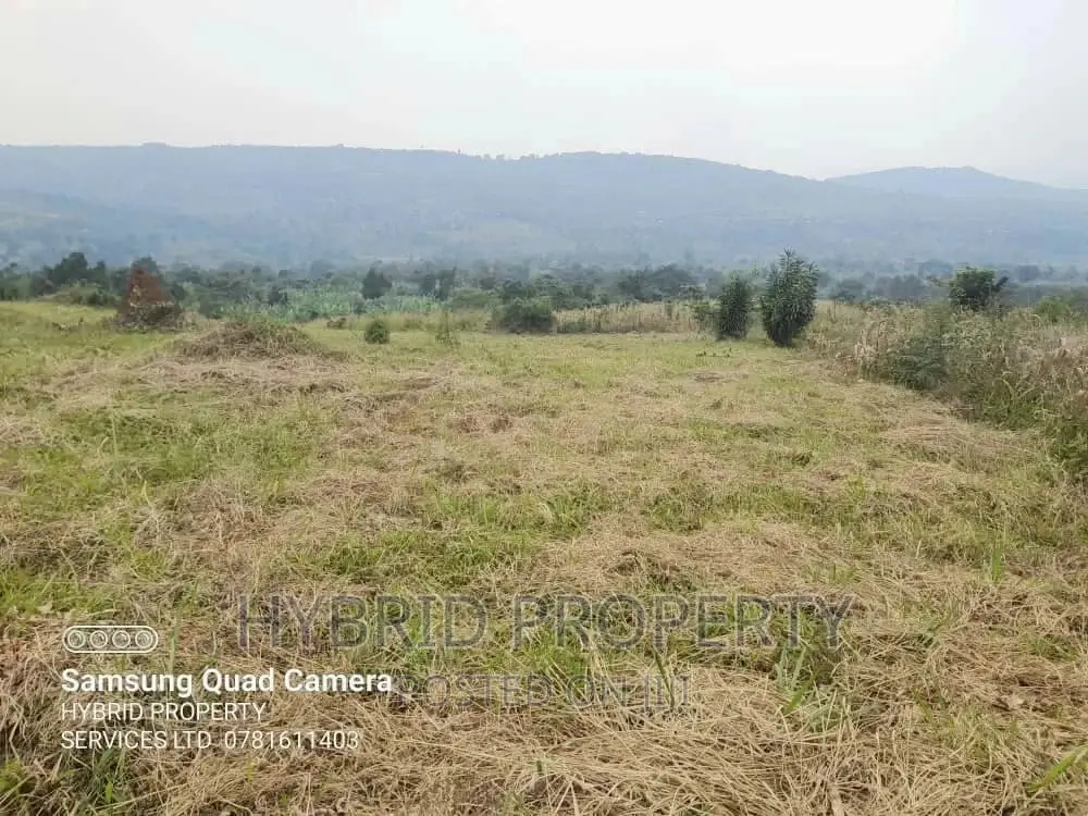 8acres of Land for Sale at Namayumba Budaali~Hoima Road.