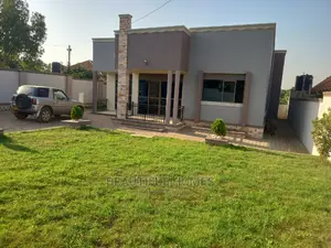 Furnished 4bdrm House in Kira for Sale