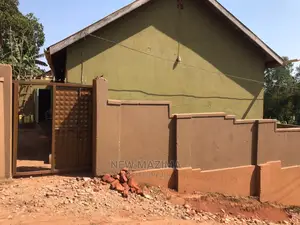 4bdrm House in Gangu Busabaala Rd, Central Division for Sale