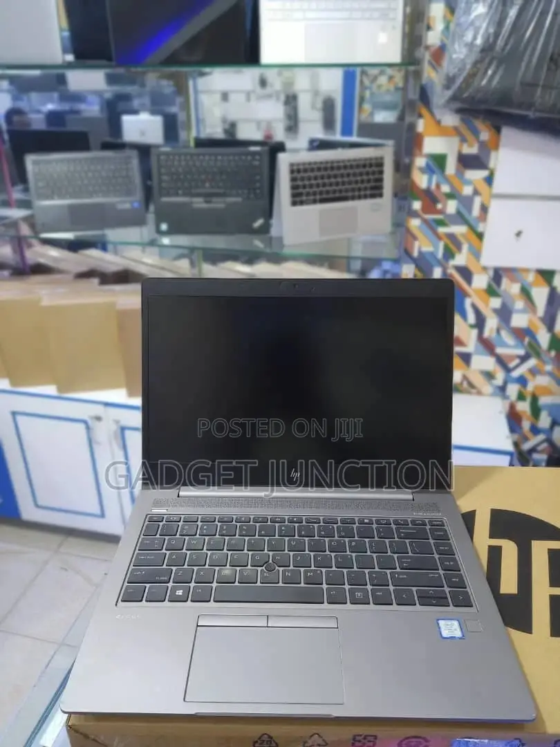 New Laptop HP ZBook 14 16GB Intel Core I5 SSD 512GB