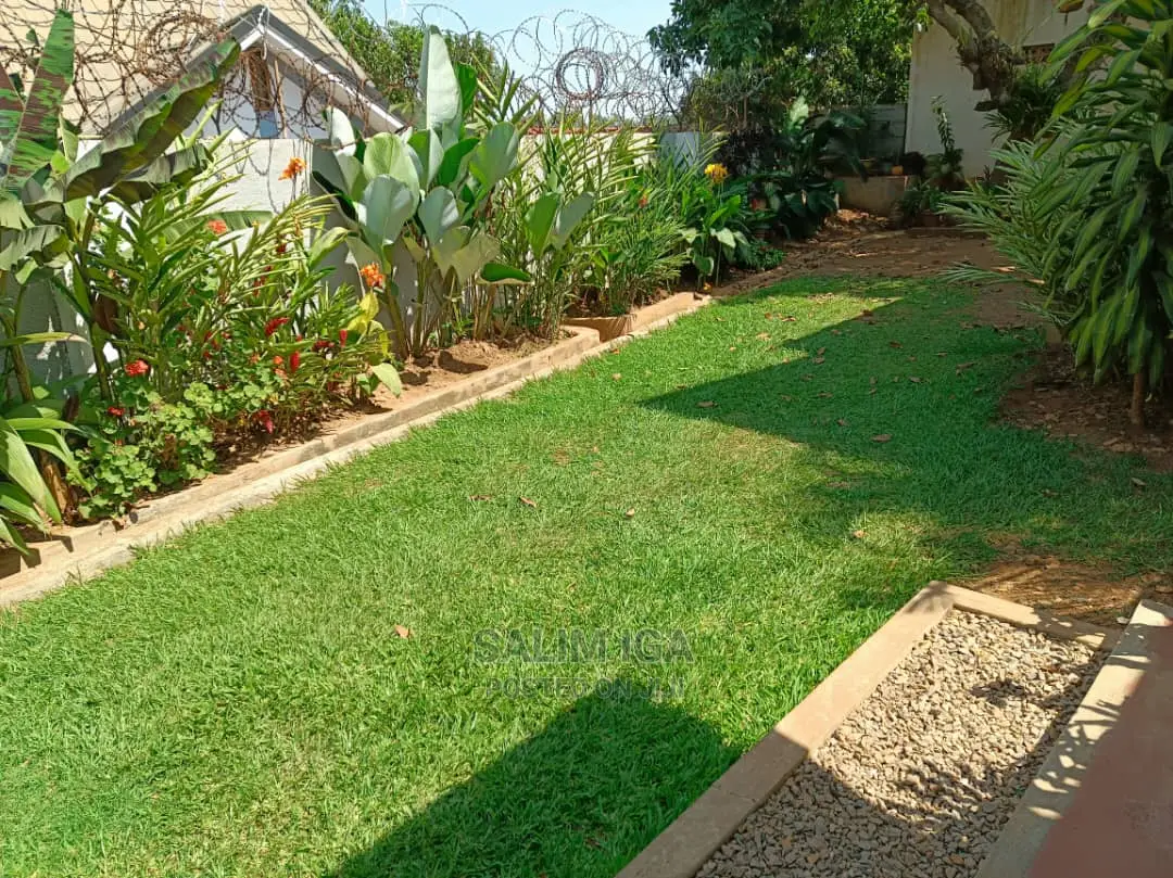 2bdrm Block of Flats in Kololo Property, Central Division for Rent