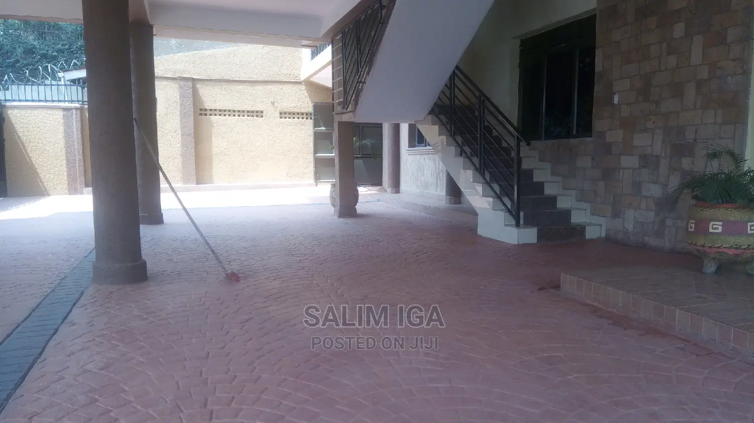 2bdrm Block of Flats in Kololo Property, Central Division for Rent