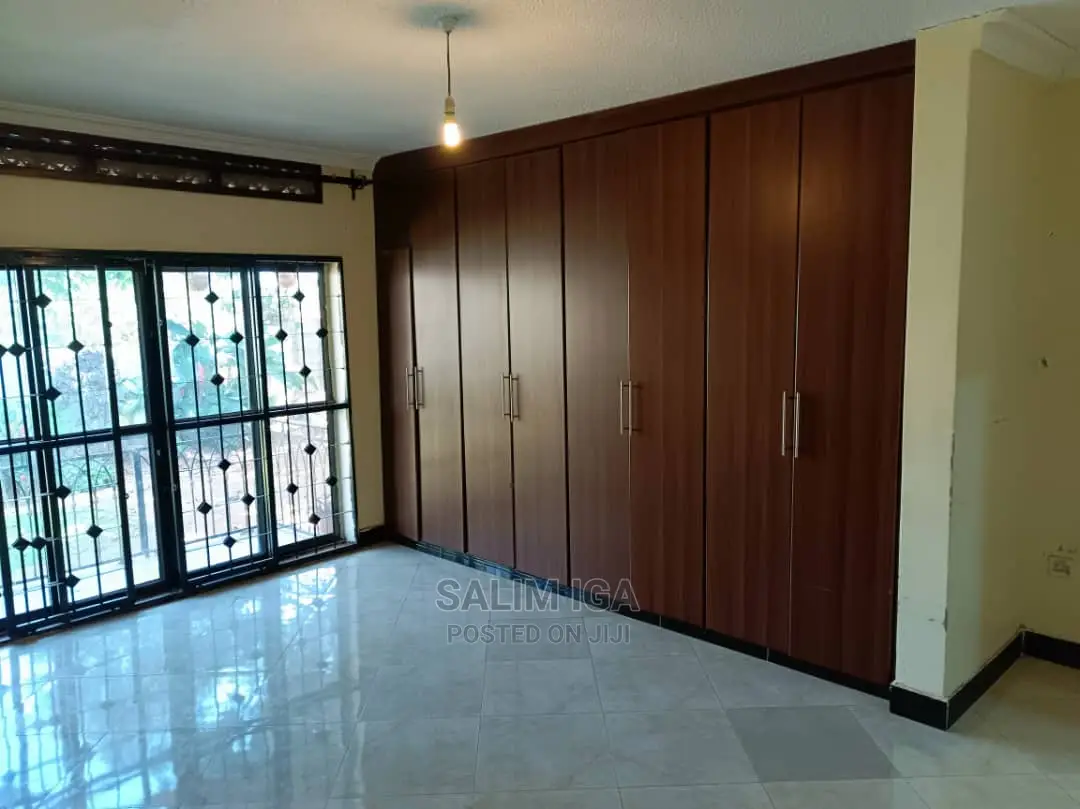 2bdrm Block of Flats in Kololo Property, Central Division for Rent