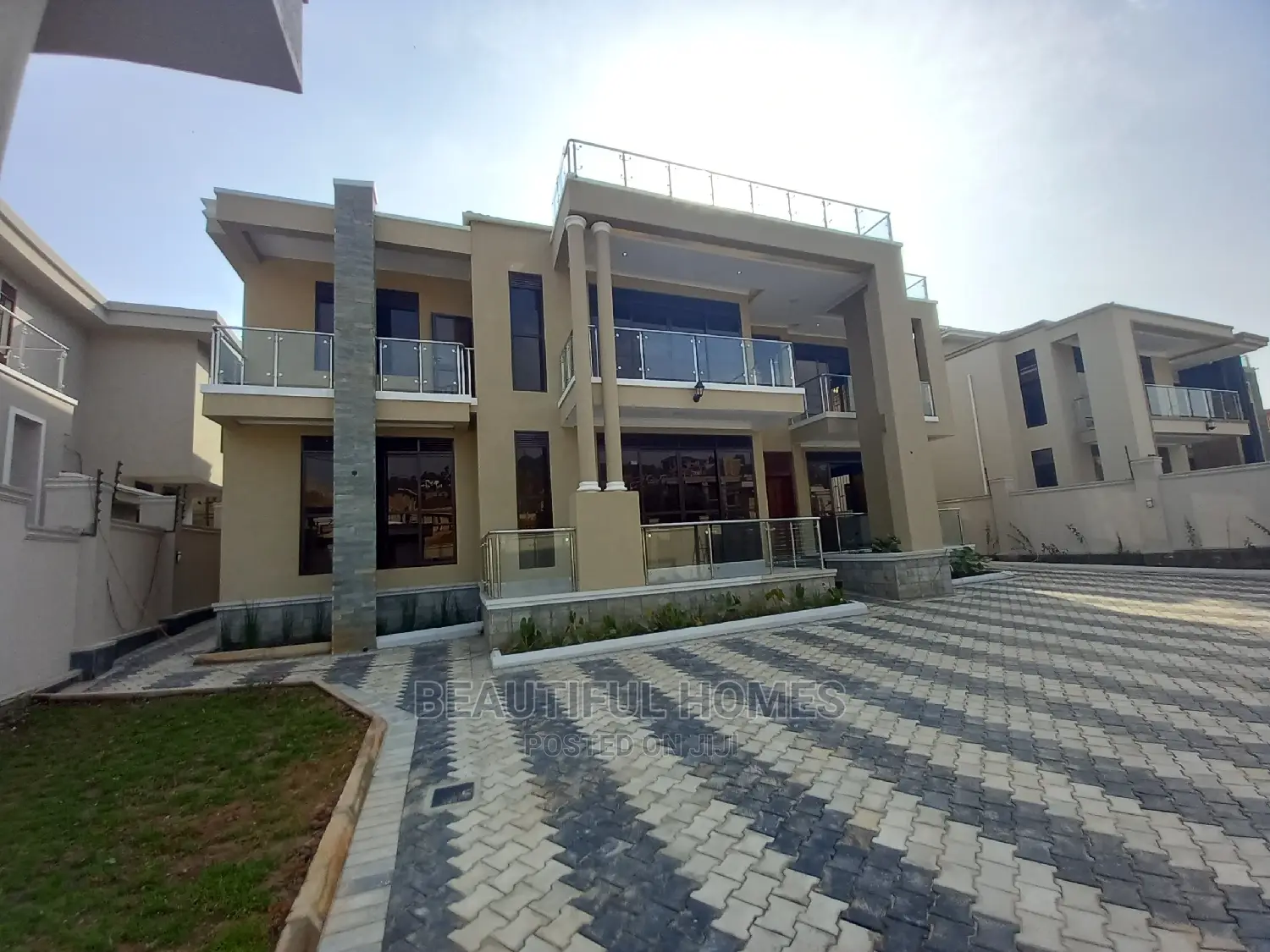 Furnished 6bdrm Mansion in Kyanja, Central Division for Sale
