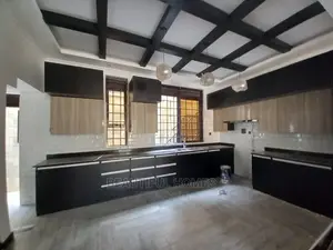 Furnished 6bdrm Mansion in Kyanja Corporates, Central Division