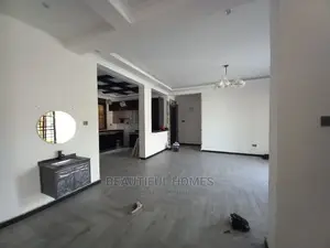 Furnished 6bdrm Mansion in Kyanja Corporates, Central Division