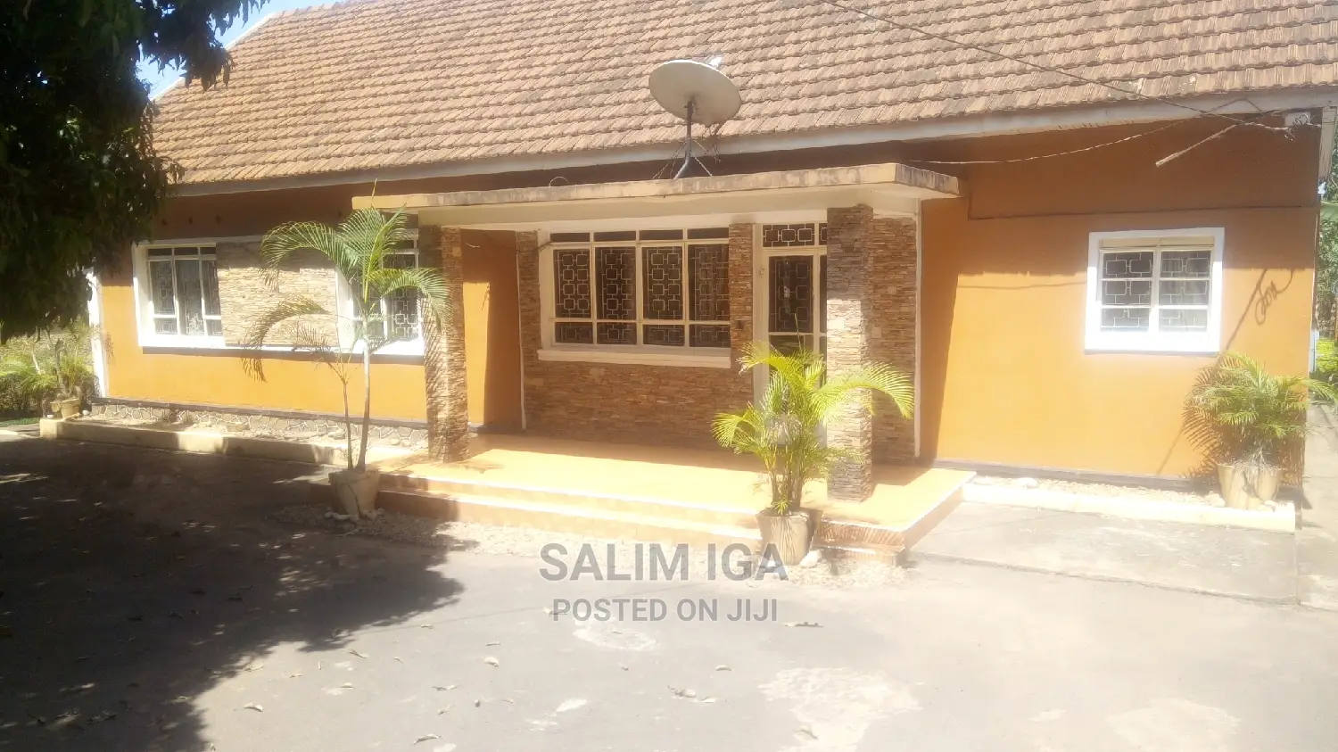 3bdrm Bungalow in Kololo Property, Central Division for Rent