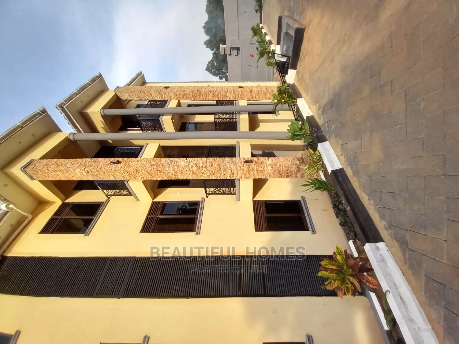 Furnished 2bdrm Block of Flats in Kyanja, Central Division for Sale