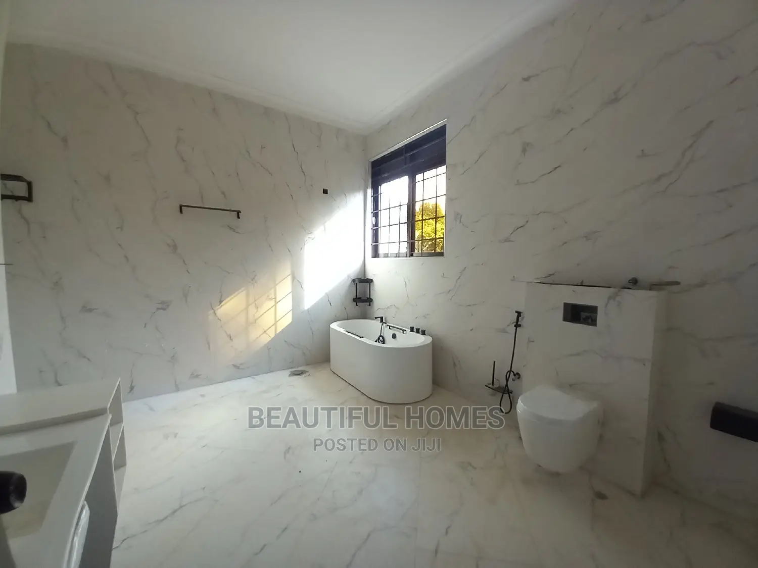 Furnished 6bdrm Duplex in Kyanja, Central Division for Sale