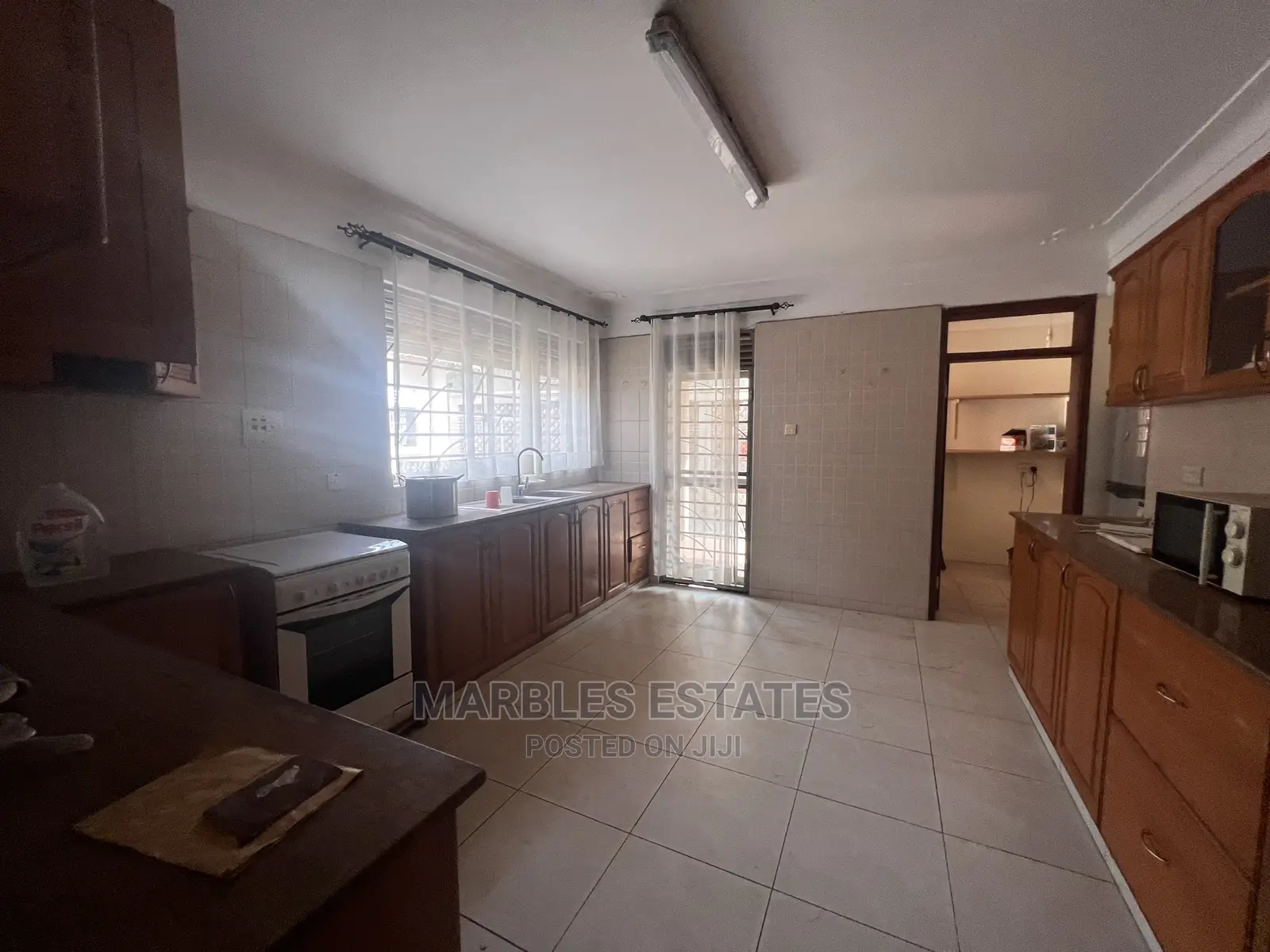 Furnished 3bdrm Townhouse / Terrace in Naguru, Central Division