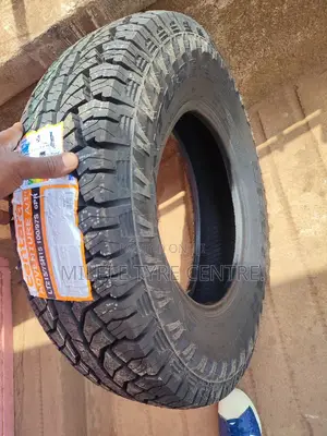 215/75r15 Centur