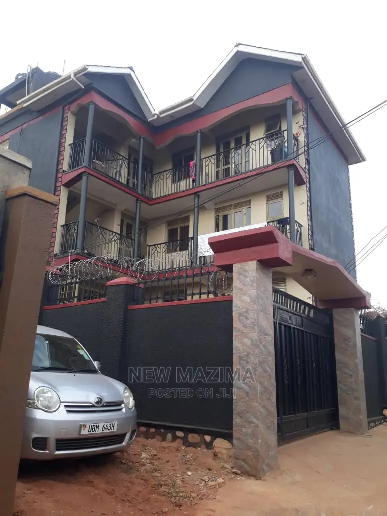 6bdrm House in Salaama Munyonyo Rd, Central Division for Sale