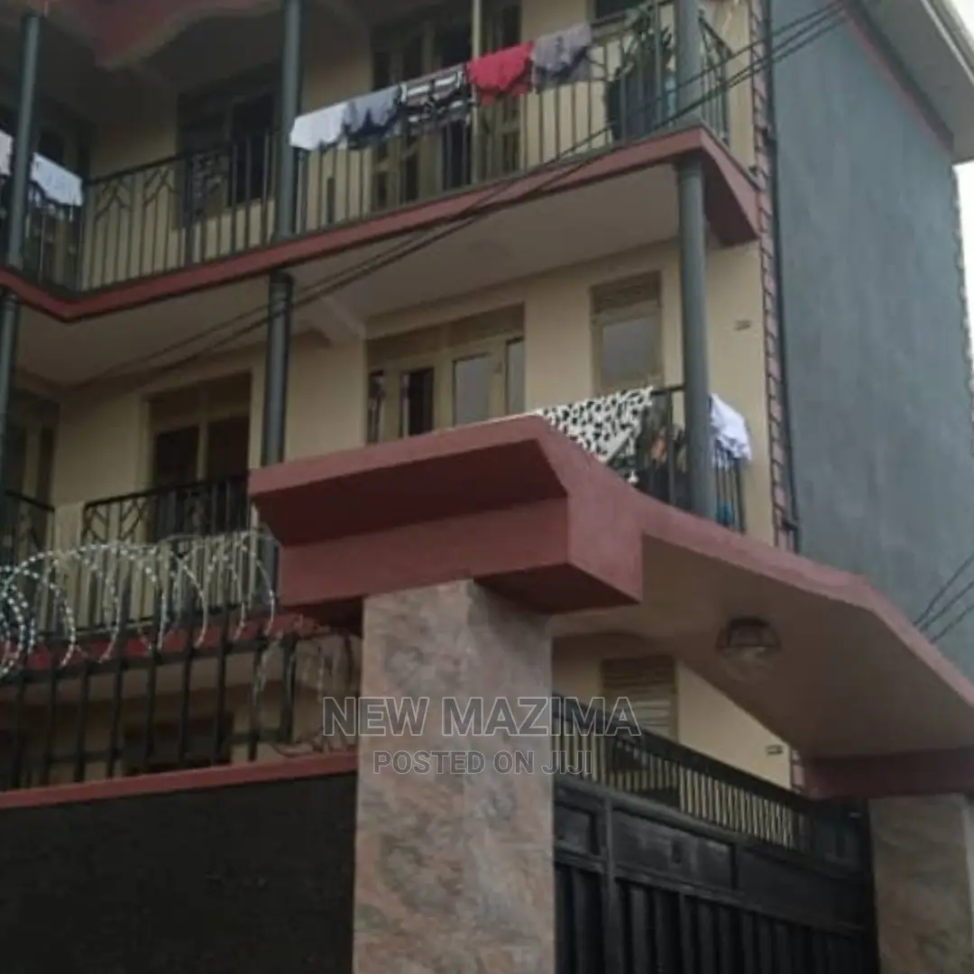 6bdrm House in Salaama Munyonyo Rd, Central Division for Sale