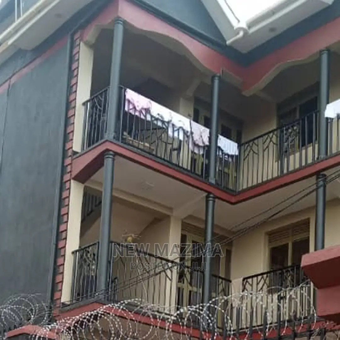 6bdrm House in Salaama Munyonyo Rd, Central Division for Sale
