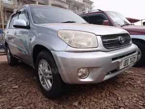 Photo - Toyota RAV4 Automatic 2000 Silver