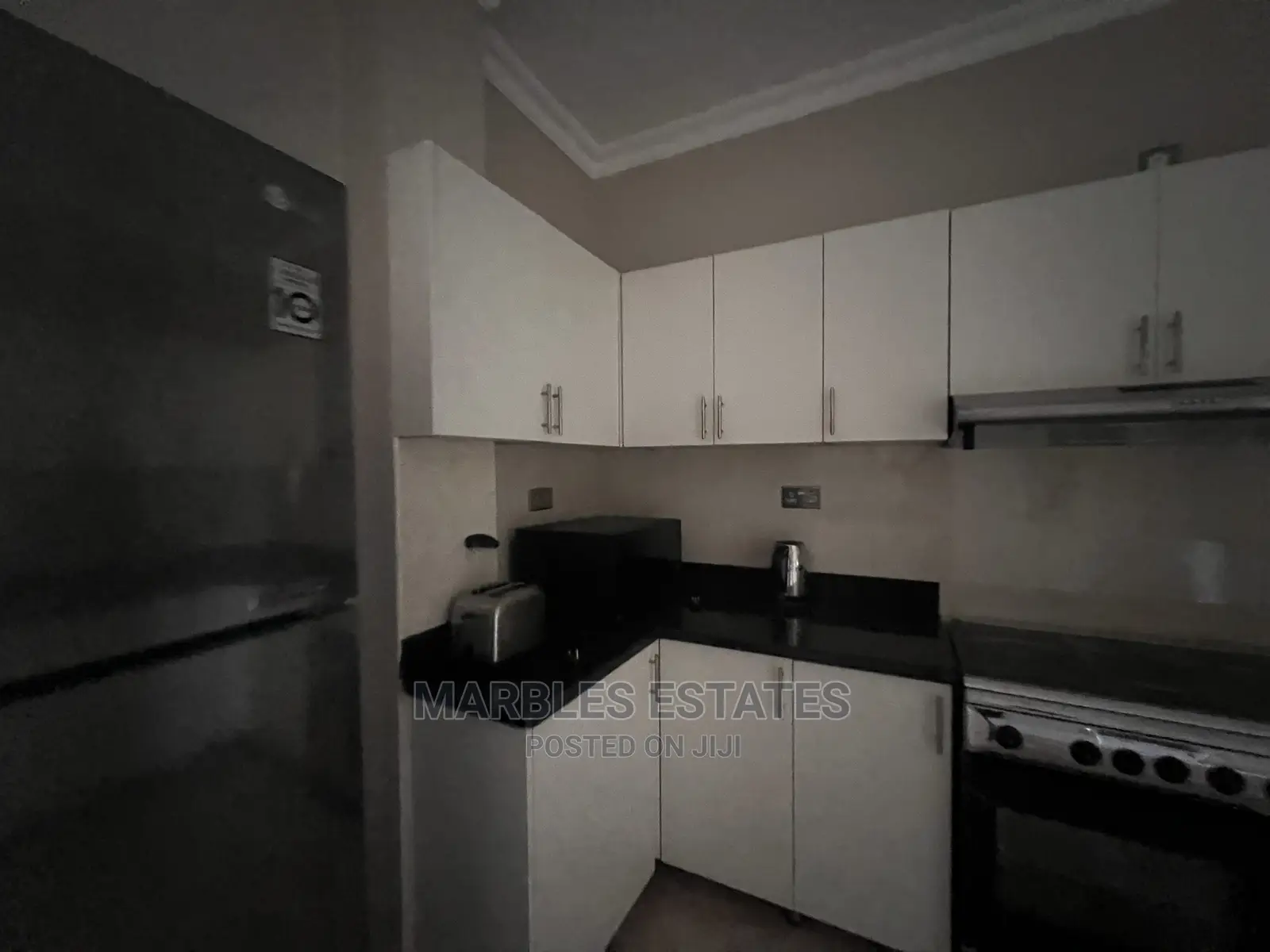 4bdrm Condo in Kololo, Central Division for Sale