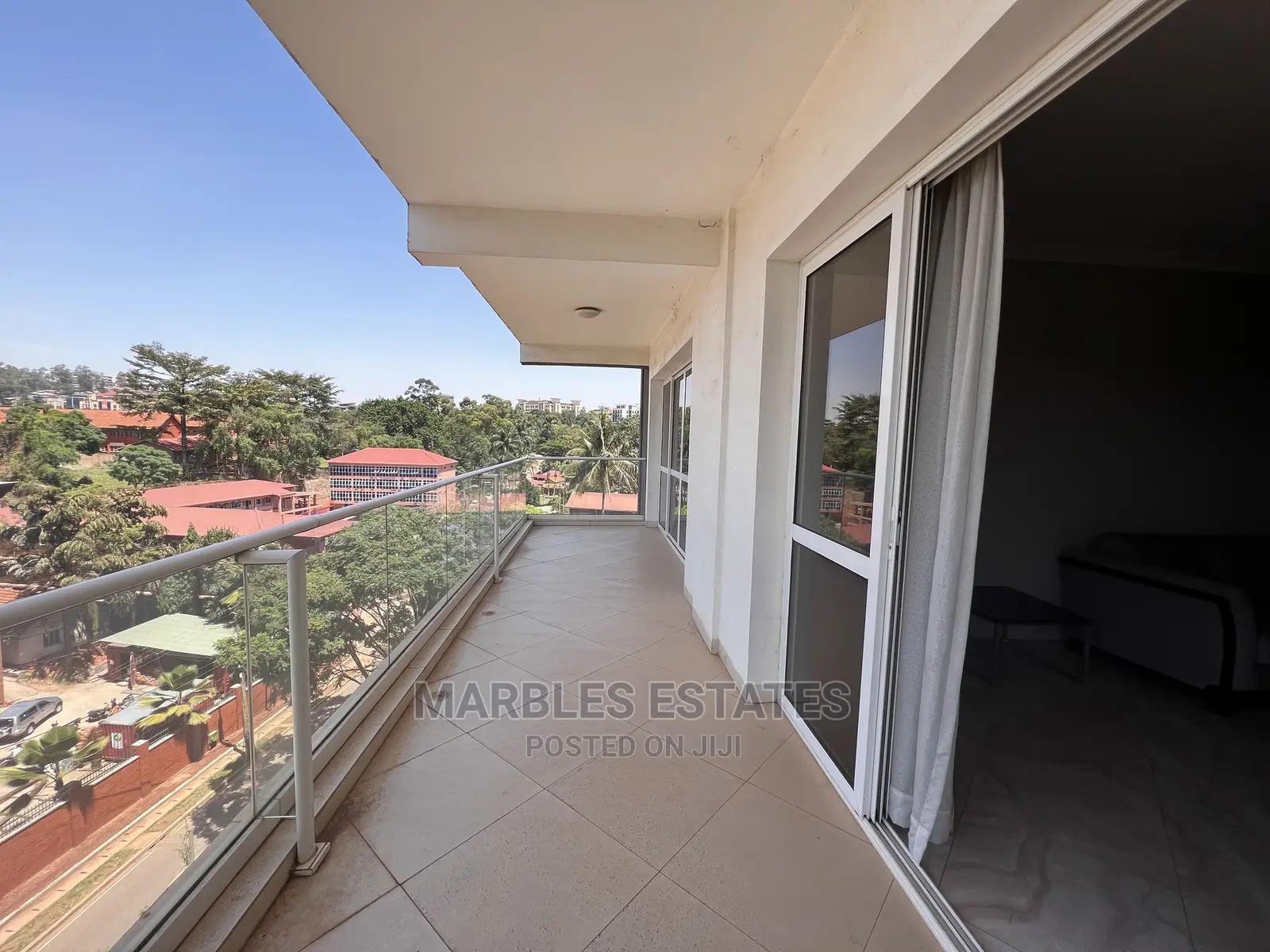 4bdrm Condo in Kololo, Central Division for Sale