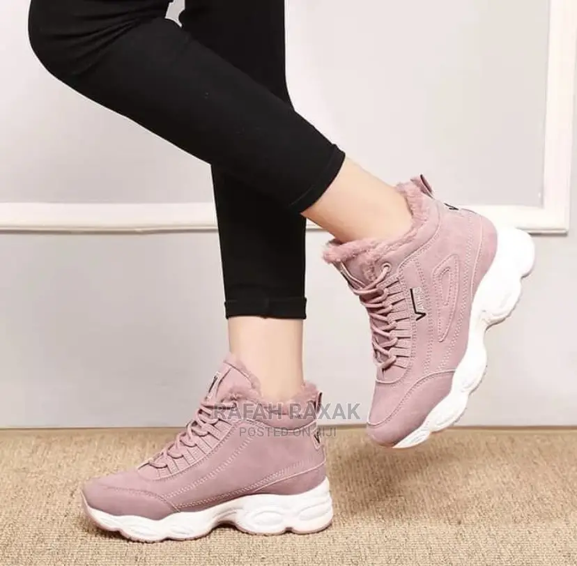 Ladies Fashion Sneakers