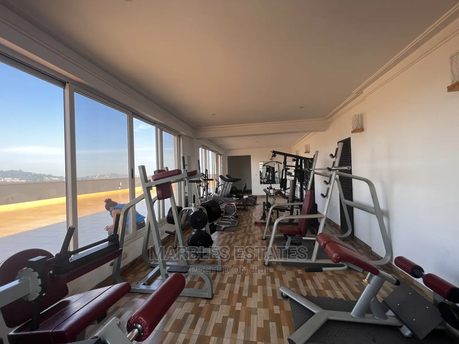 Furnished 4bdrm Condo in Kololo, Central Division for Sale