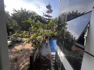Furnished 4bdrm Condo in Kololo, Central Division for Sale