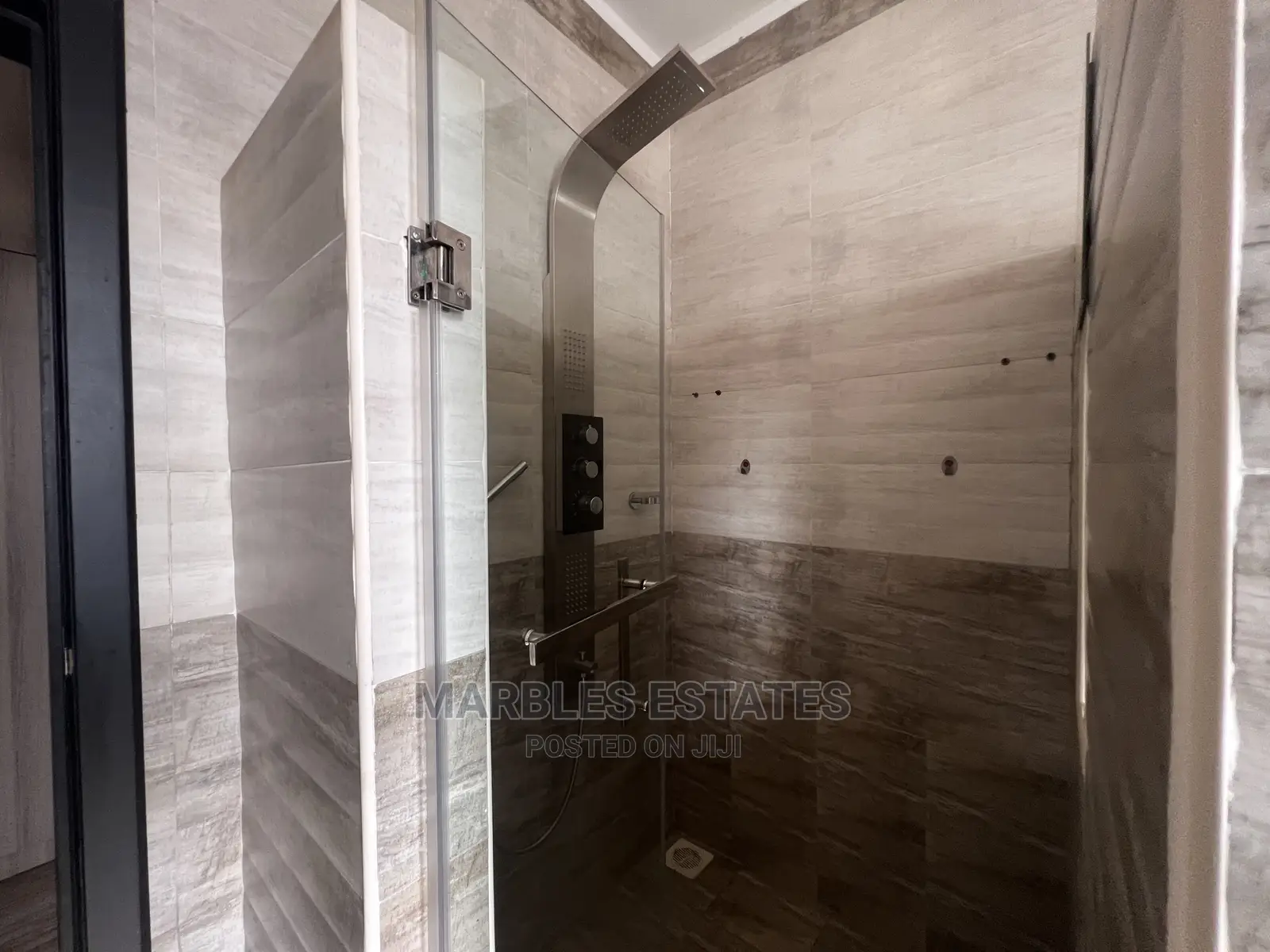 Furnished 4bdrm Condo in Kololo, Central Division for Sale