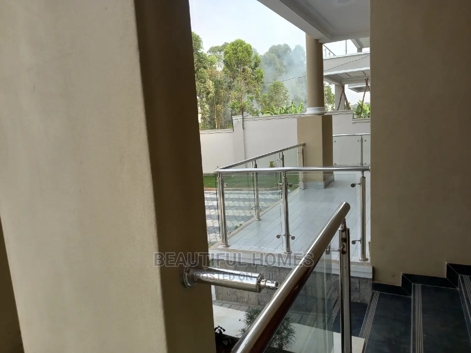 Furnished 6bdrm House in Kyanja, Central Division for Sale
