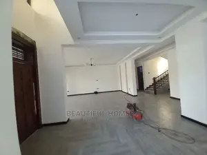 Furnished 6bdrm Mansion in Kyanja Classy, Central Division for Sale