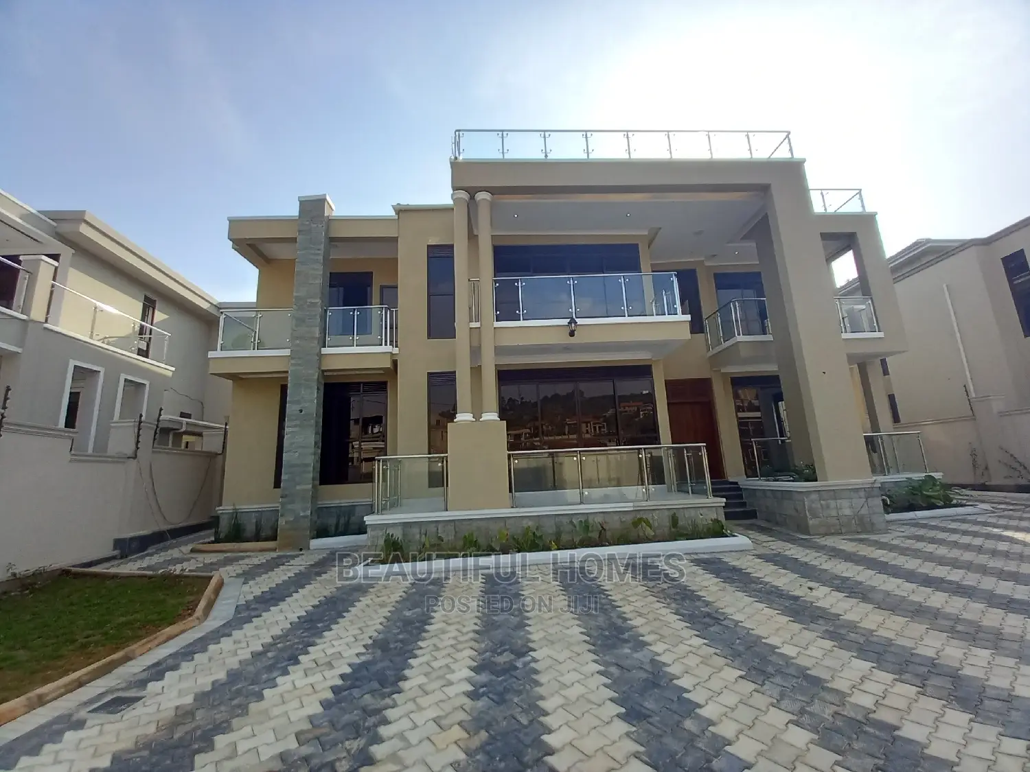 Furnished 6bdrm Mansion in Kyanja, Central Division for Sale