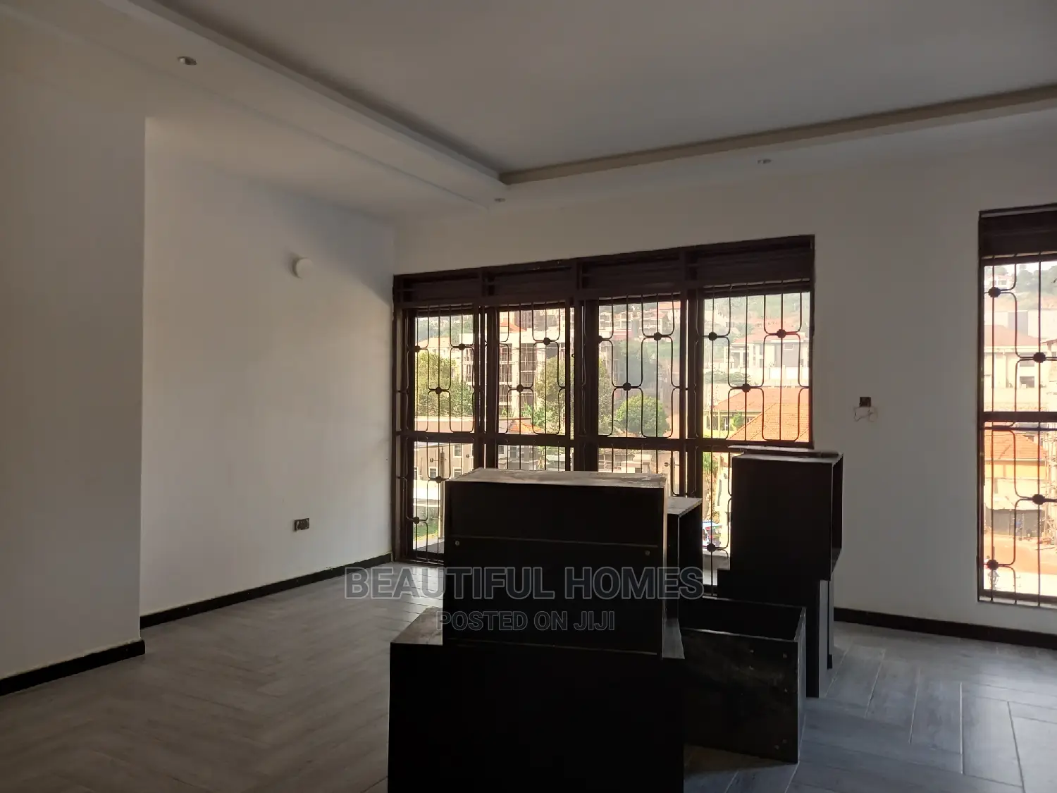 Furnished 6bdrm Mansion in Kyanja, Central Division for Sale