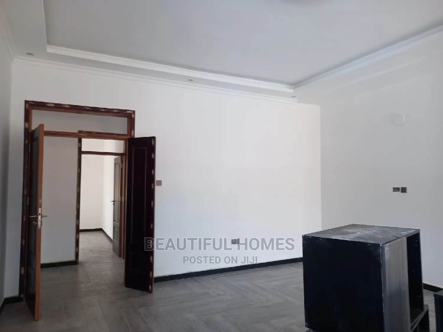 Furnished 6bdrm Mansion in Kyanja, Central Division for Sale