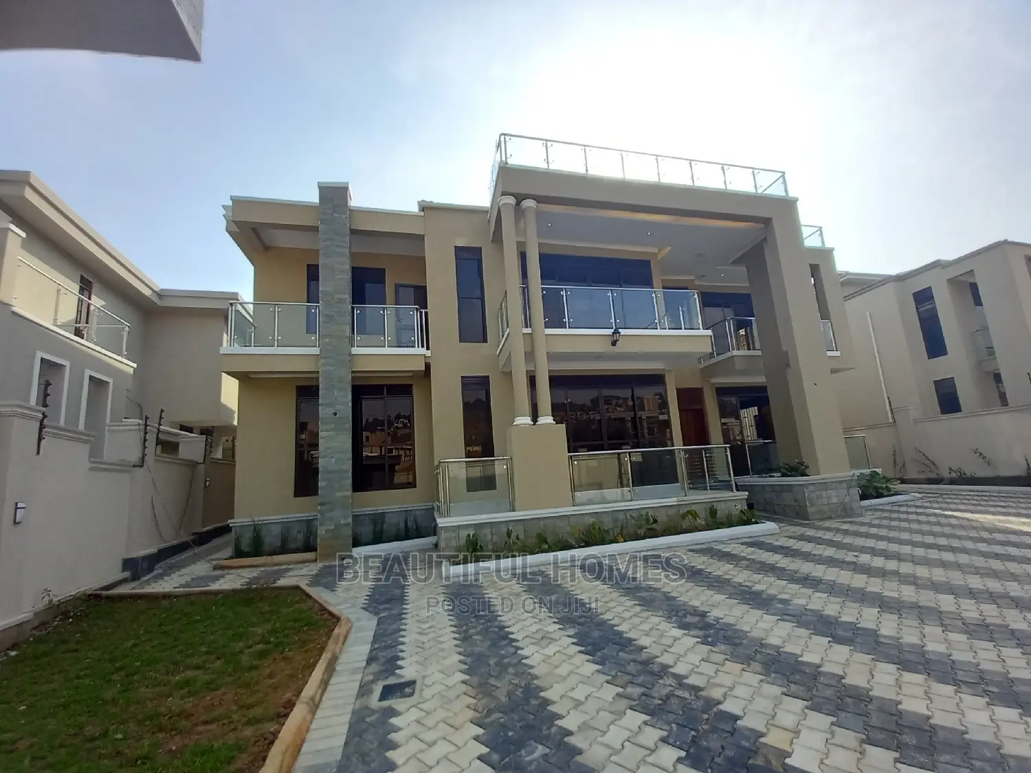 Furnished 6bdrm Mansion in Kyanja, Central Division for Sale