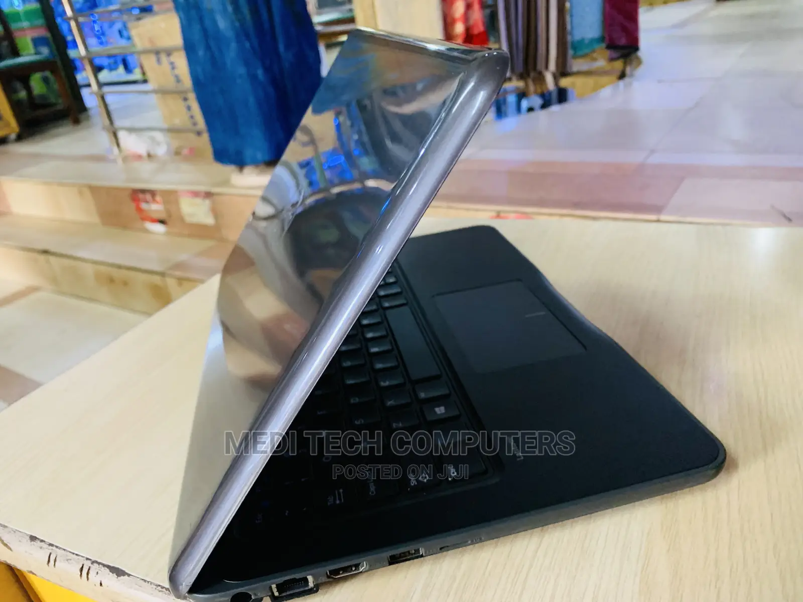 Laptop Dell Latitude 3380 4GB Intel Core I5 HDD 500GB