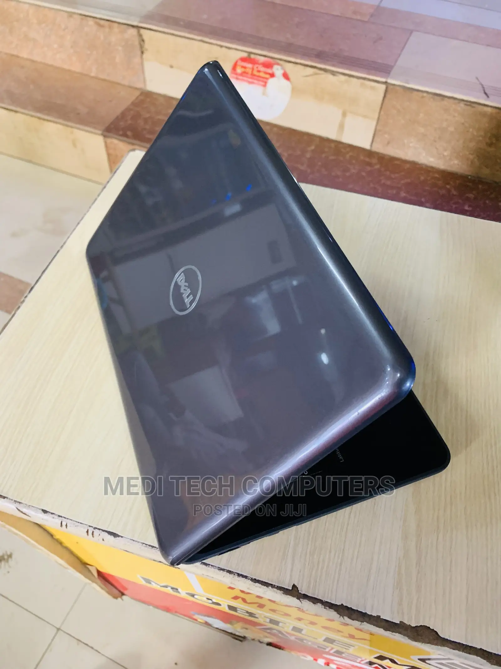 Laptop Dell Latitude 3380 4GB Intel Core I5 HDD 500GB