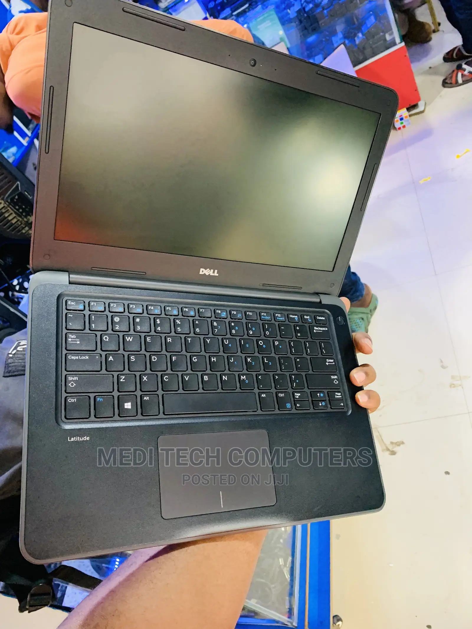 Laptop Dell Latitude 3380 4GB Intel Core I5 HDD 500GB