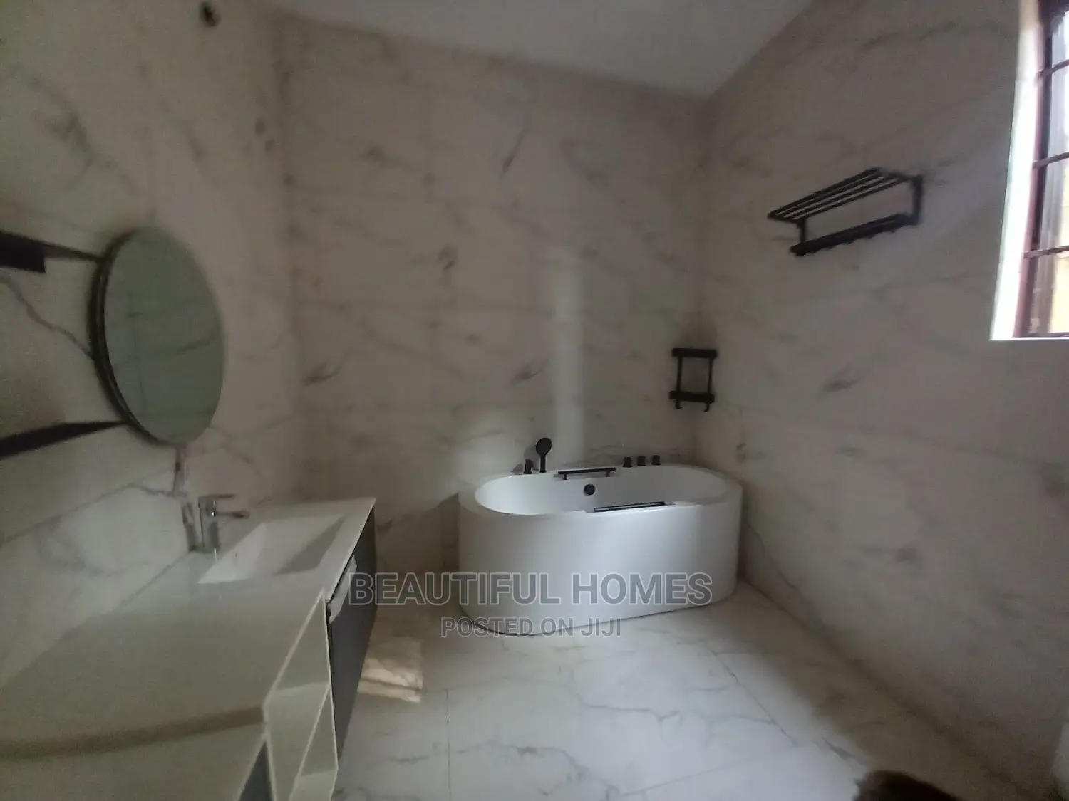 Furnished 6bdrm Mansion in Kyanja, Central Division for Sale