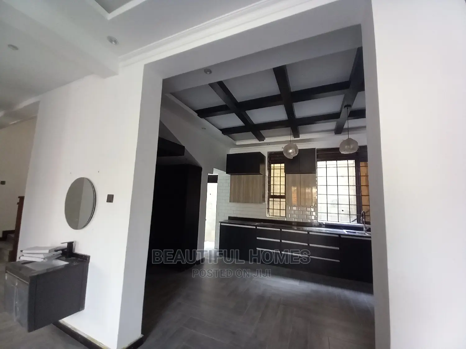 Furnished 6bdrm Mansion in Kyanja, Central Division for Sale