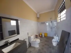 Furnished 4bdrm Bungalow in Nakwero, Kira for Sale