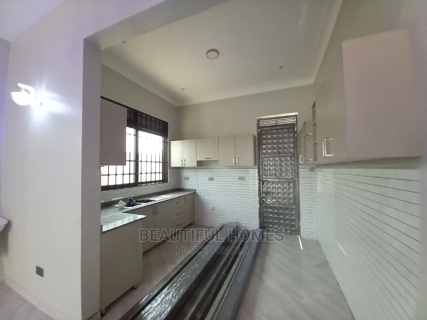 Furnished 3bdrm House in Nakwero, Kira for Sale