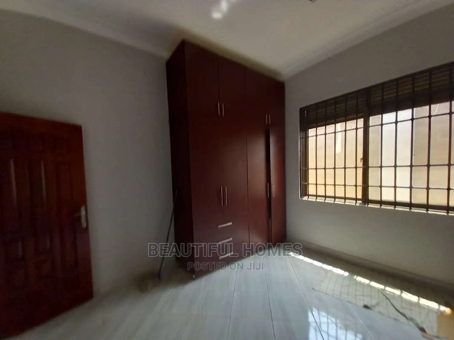 Furnished 3bdrm House in Nakwero, Kira for Sale