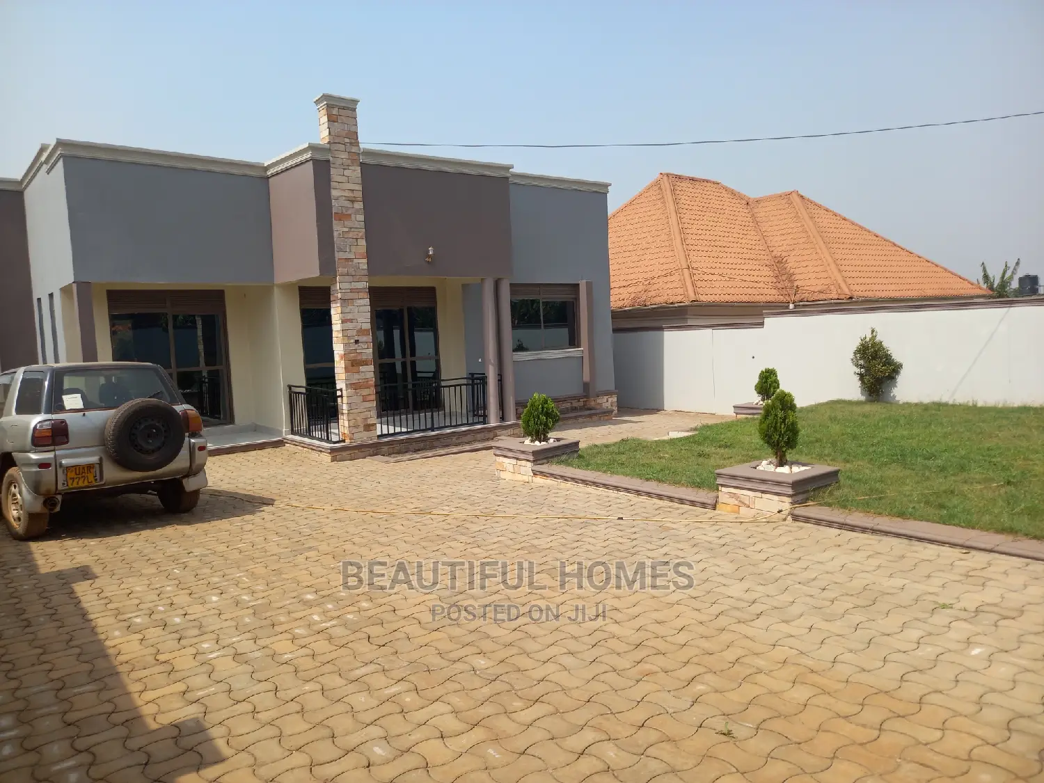 Furnished 4bdrm House in Kira for Sale