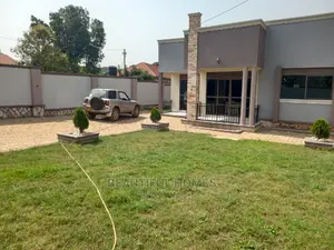 Furnished 4bdrm House in Kira for Sale